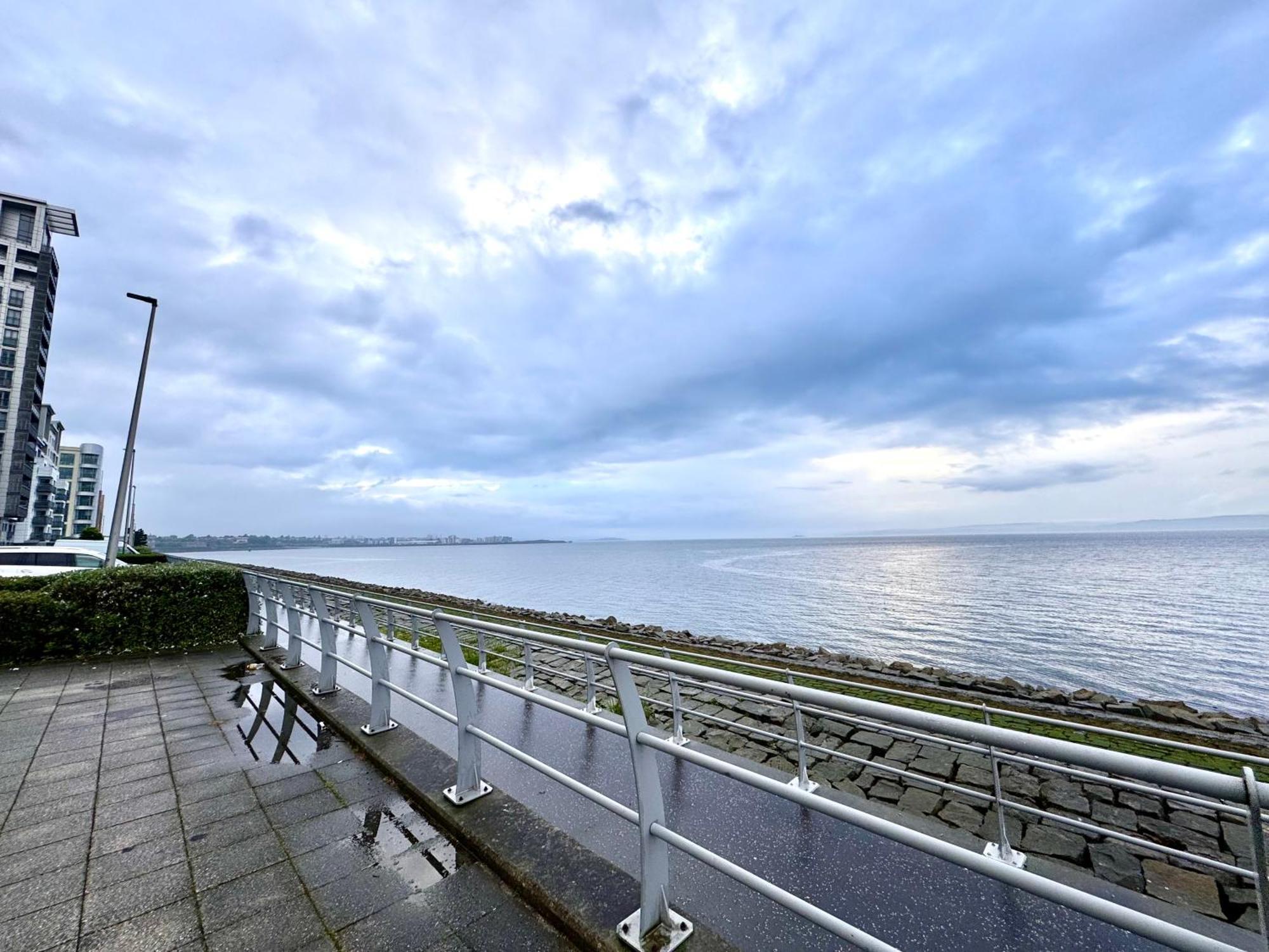 Ocean Park Apartments - Oceanfront - Free Parking And Fast Wifi Эдинбург Экстерьер фото