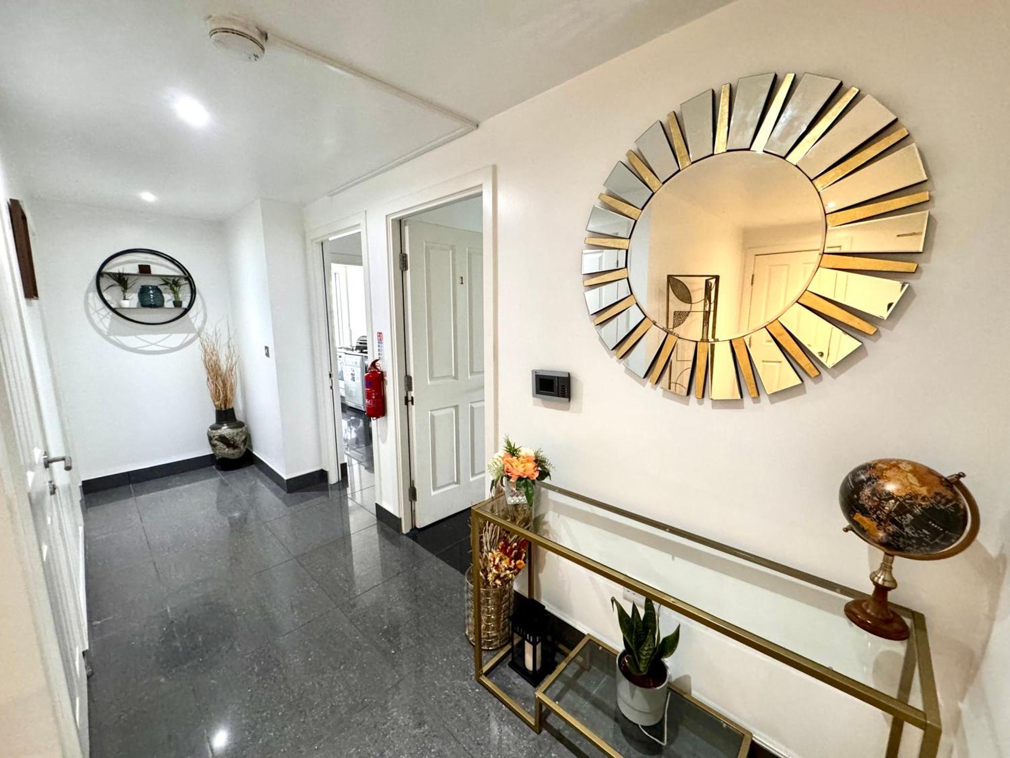Ocean Park Apartments - Oceanfront - Free Parking And Fast Wifi Эдинбург Экстерьер фото